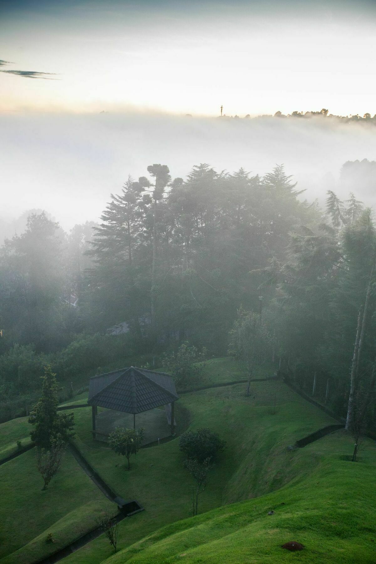 Hotel Summit Suítes 3*
